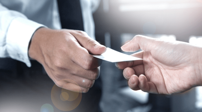 Tập trung vào học và hành nghiêm chỉnh