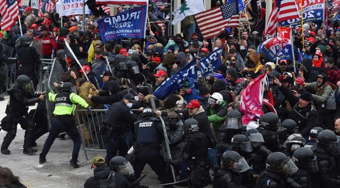 Conservative, Liberal và Internet