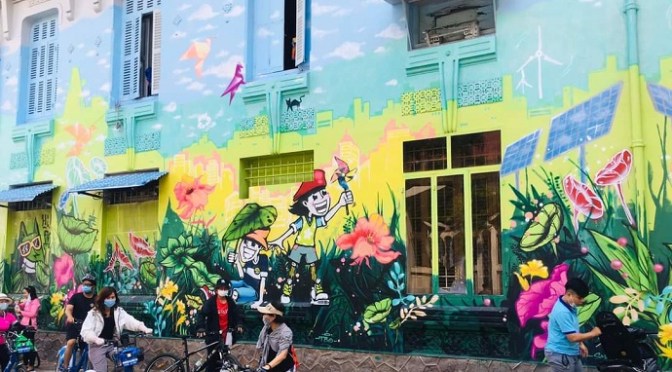 On the bike: Hidden Saigon’s history and art corners