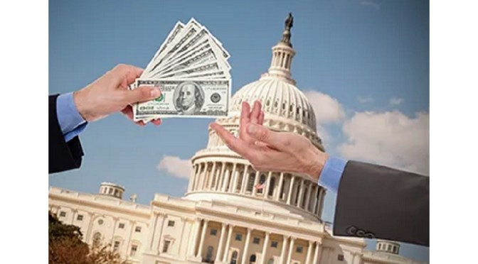 Chính trị tiền bạc – Money politics